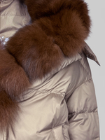 Куртка Sheng Yuan 25-899 однотонная укороченная с мехом