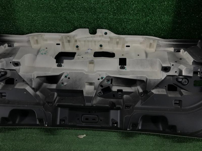 Крышка багажника Volvo XC60 2 (2017-н.в.)