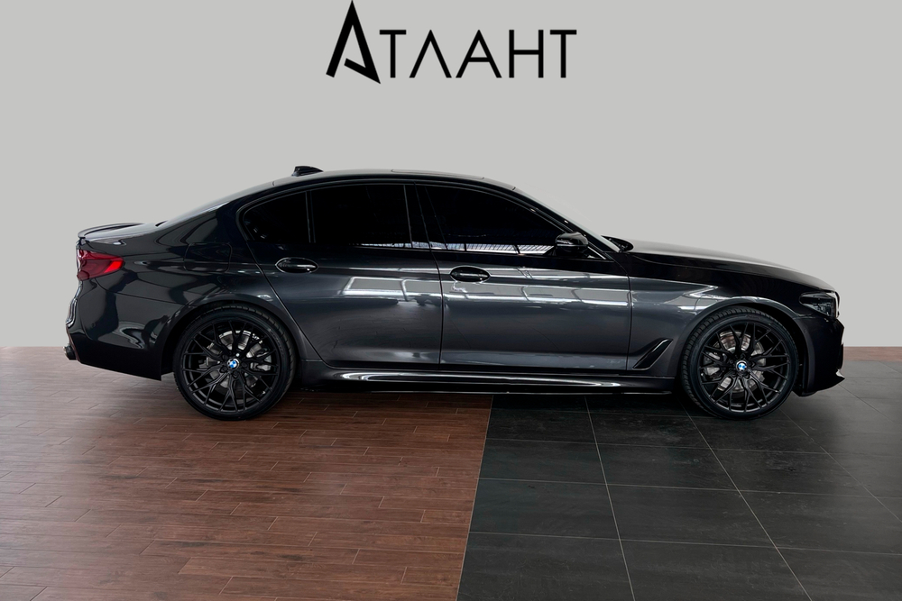 BMW 5-Series, 2019 год
