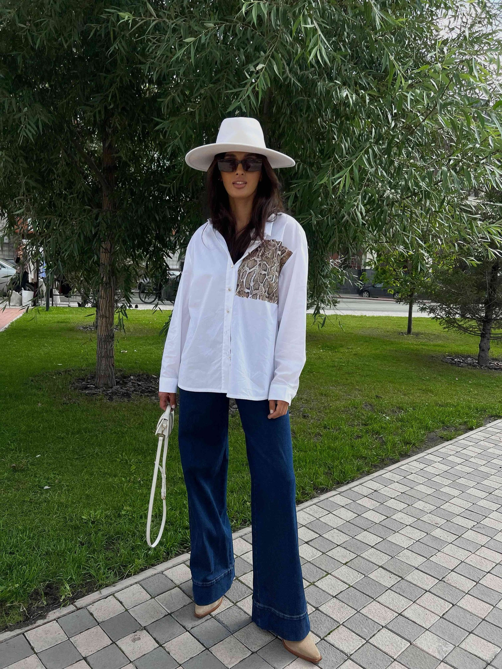 Джинсы с отворотами