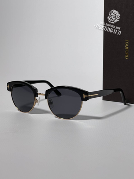 Солнцезащитные очки Tom Ford