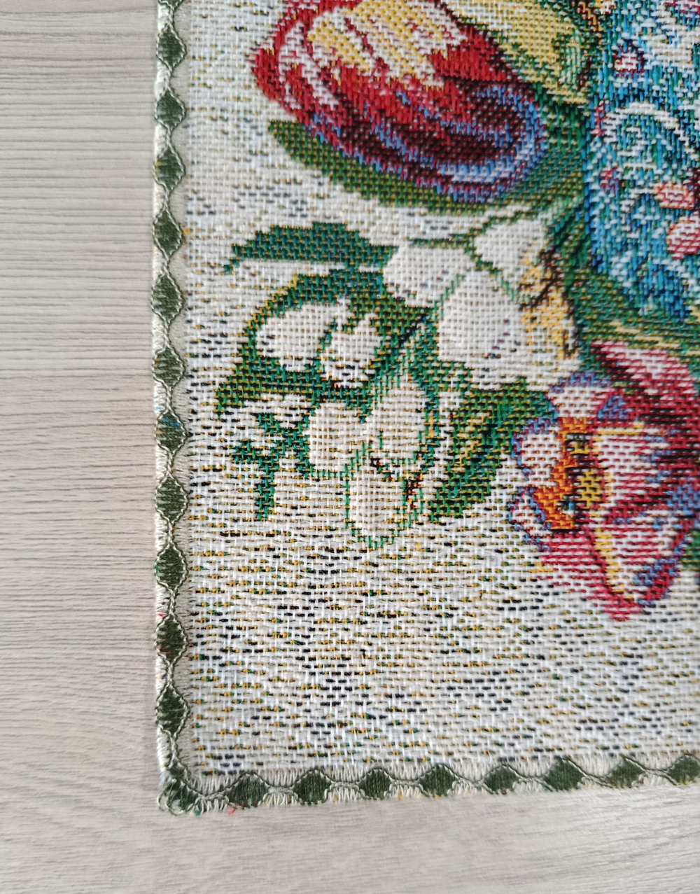 Декоративная гобеленовая салфетка Пасхальный букет 30х39 см