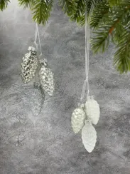 Набор стеклянных украшений Гроздь Шишек, 3 шт., 6 см., первый снег, Christmas DeLuxe (89879)