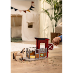 Schleich Farm World - Бокс для жеребенка с кобылой мустанга 42724
