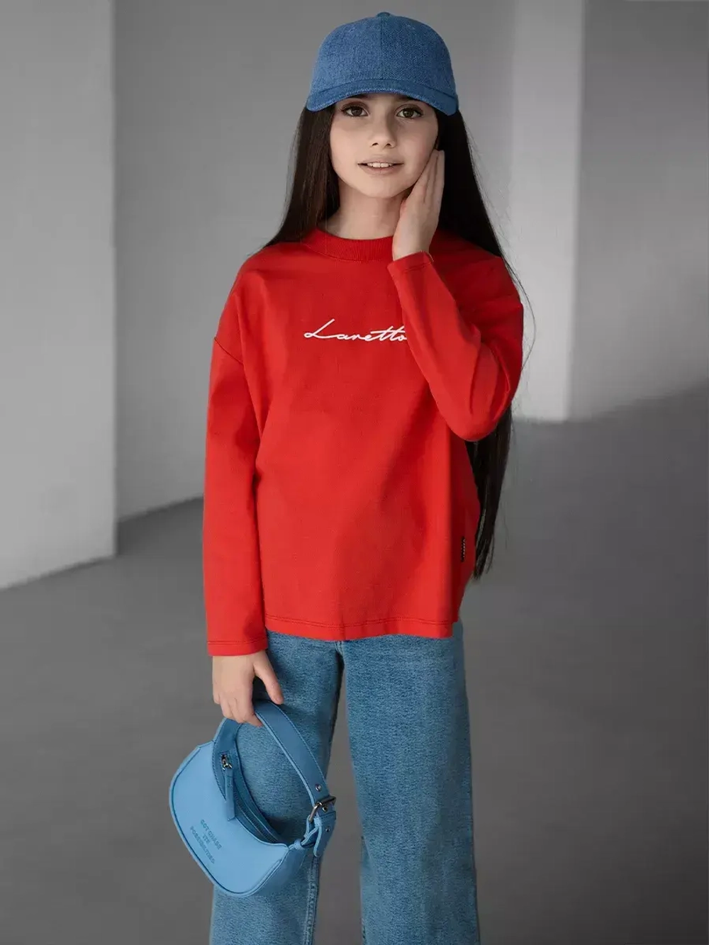 Лонгслив для девочки, красный