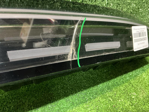 Фонарь крышки багажника Lixiang L7 (2023-н.в.)