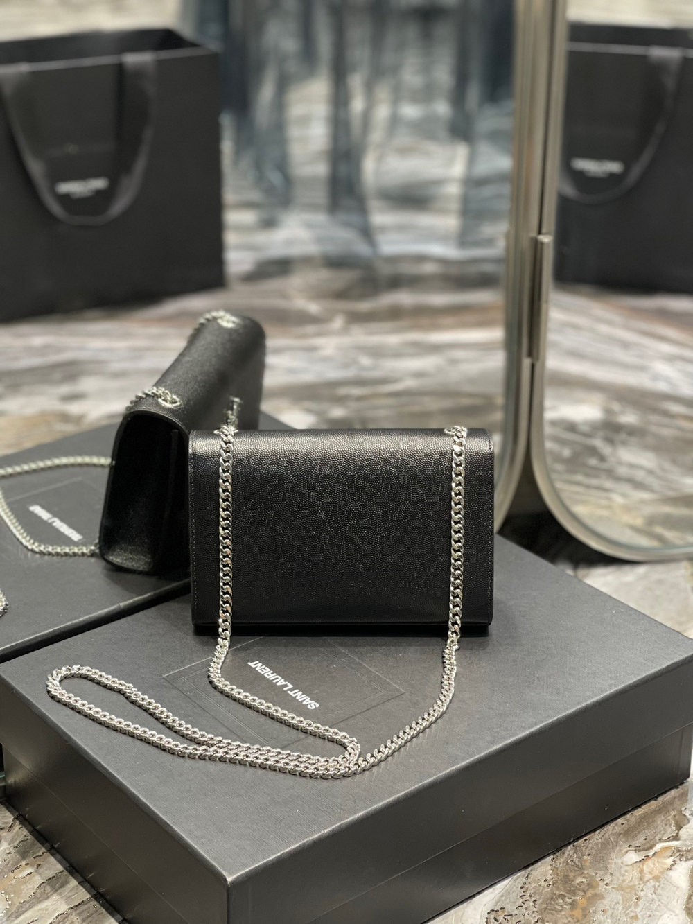 Saint Laurent Kate Small Bag 20 cm