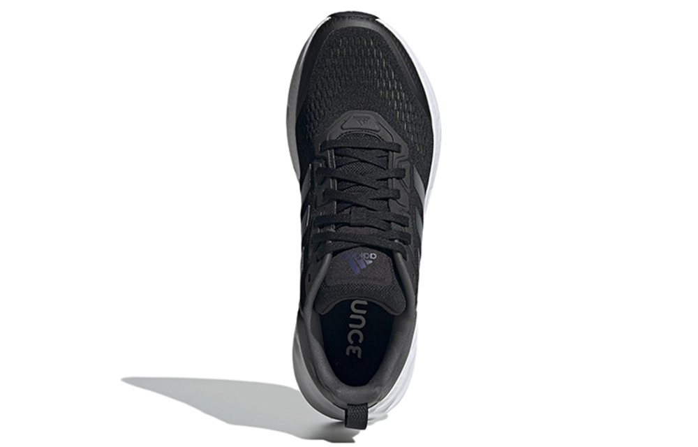 Кроссовки Adidas Questar