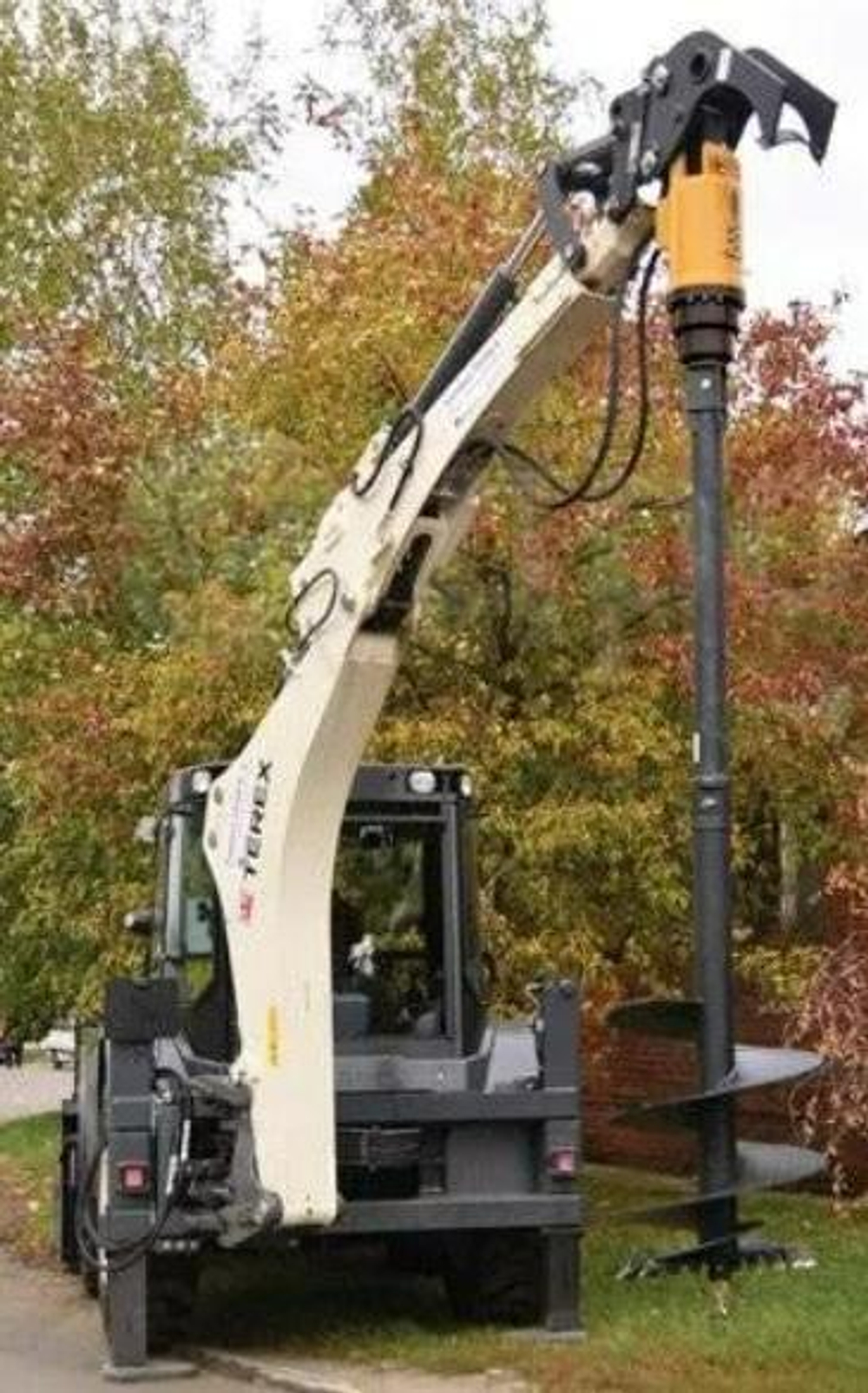 Гидровращатель на Экскаватор JCB