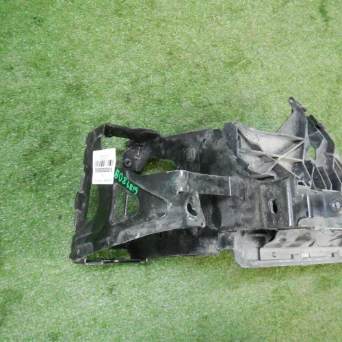 Кронштейн фары левый BMW 5er F10 F11 (2009-2017)