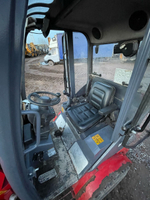 Polar Badger WL* Мини погрузчик WL35 (Дизельный, 1,5 л, 34 л.с., АТ)