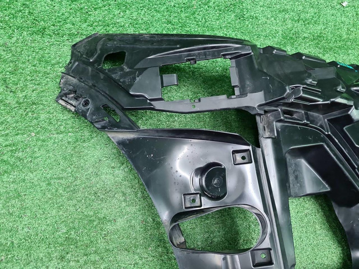 Кронштейн переднего бампера BMW X7 G07 (19-22)