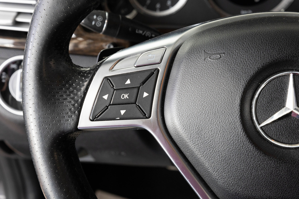Mercedes-Benz E-Class, 2012 год
