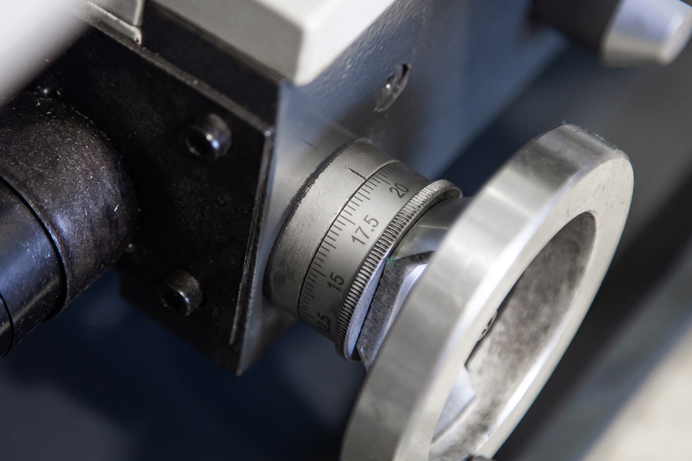 Токарный станок по металлу MetalMaster MML 2140V