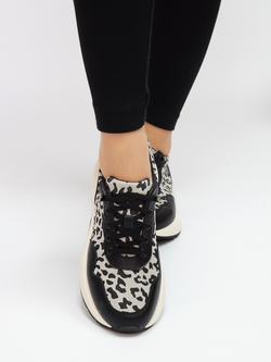 Кроссовки женские демисезонные