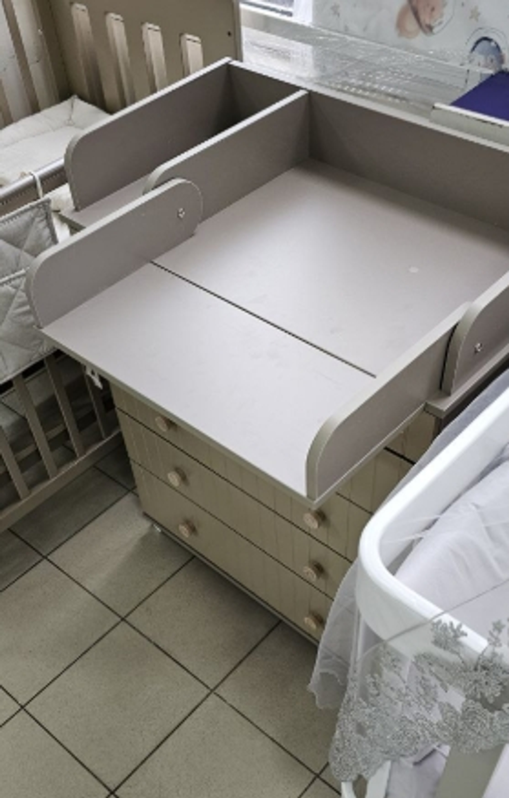 Пеленальный комод Lunna Charm