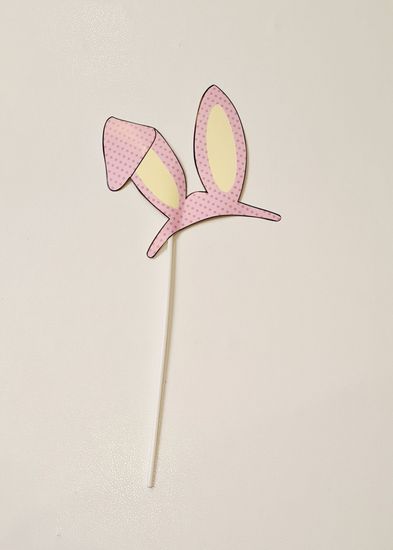 Аксессуары для фотосессии Зайка, на палочке, красные ушки, 3 штуки