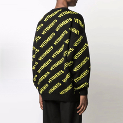 Свитер Vetements