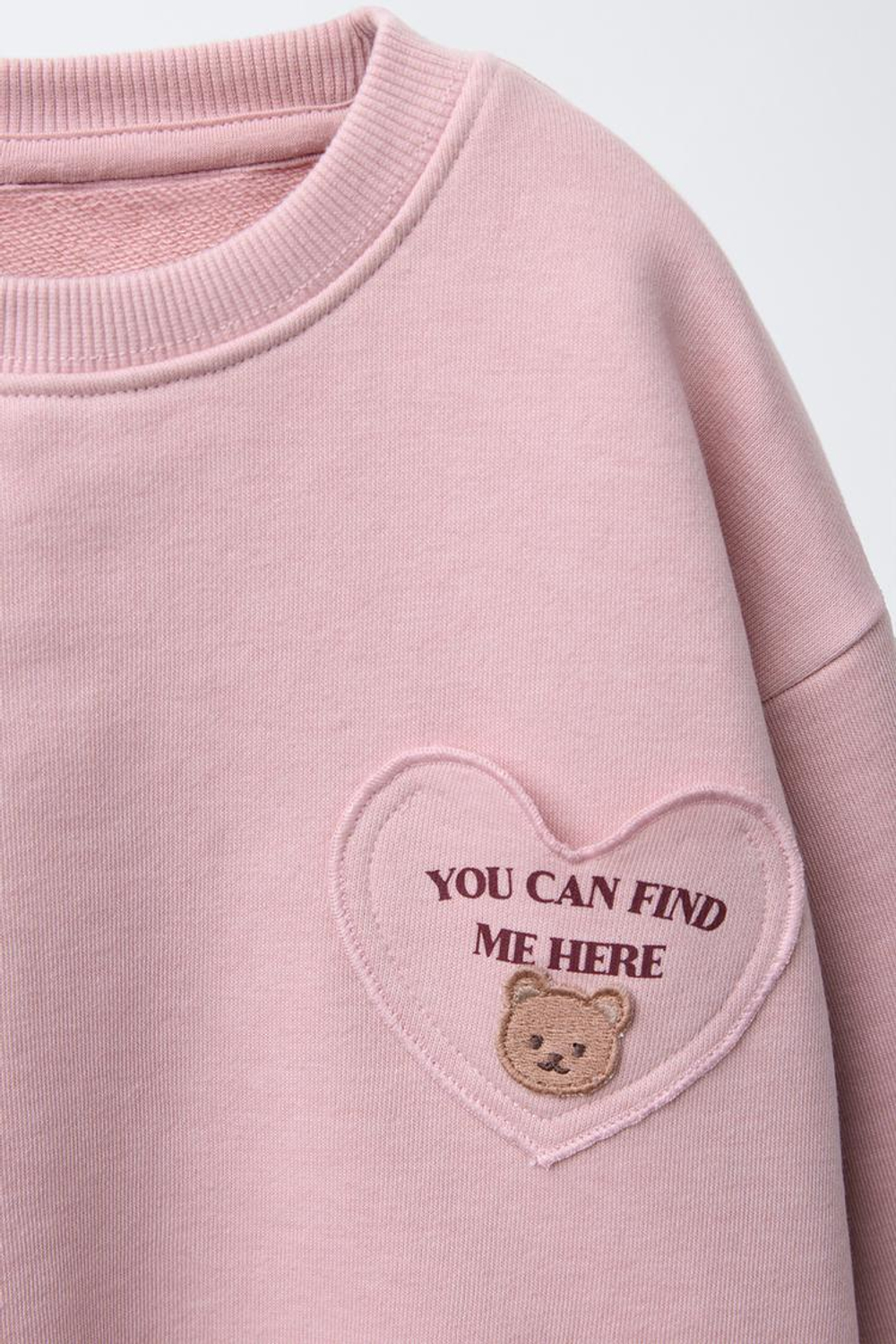 ZARA ТОЛСТОВКА С КАРМАНОМ В ФОРМЕ СЕРДЦА, РОЗОВЫЙ