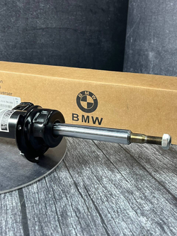 Амортизатор передний правый BMW 31316786006