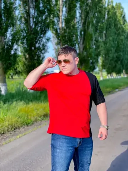 Футболка двухцветная базовая