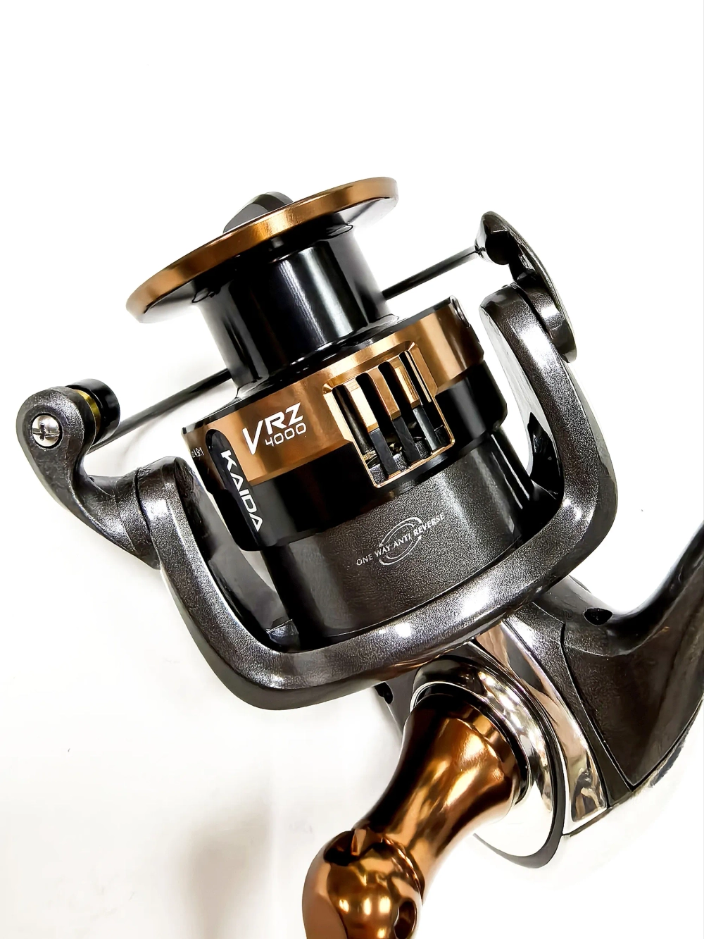 Катушка безынерционная Kaida VRZ 2000