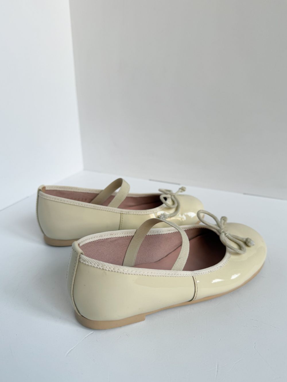 Лаковые туфли-балетки Pretty Ballerinas, 27