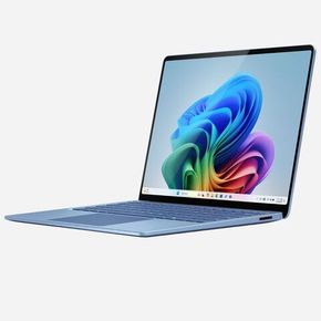 Surface Laptop 7 Copilot