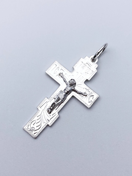 Крест из серебра/С алмазной огранкой