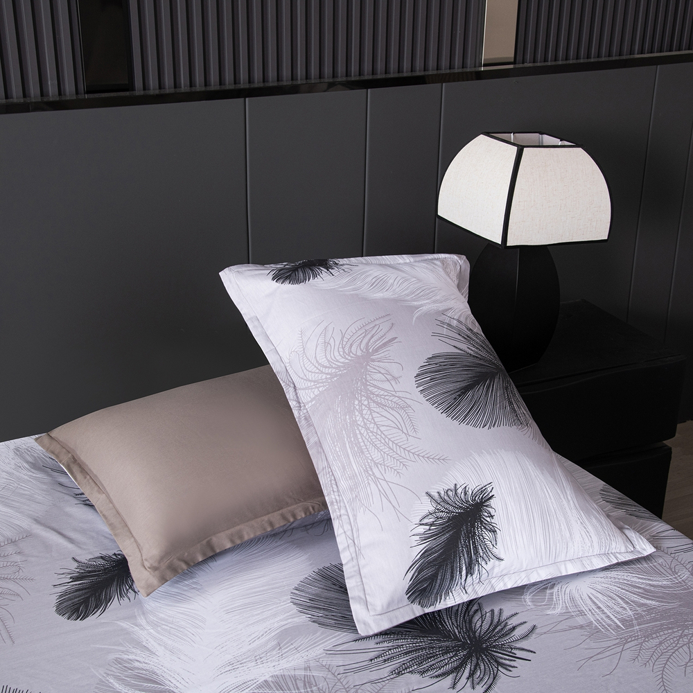 Комплект постельного белья на резинке Сатин Velouria Luxe с Одеялом VLR013