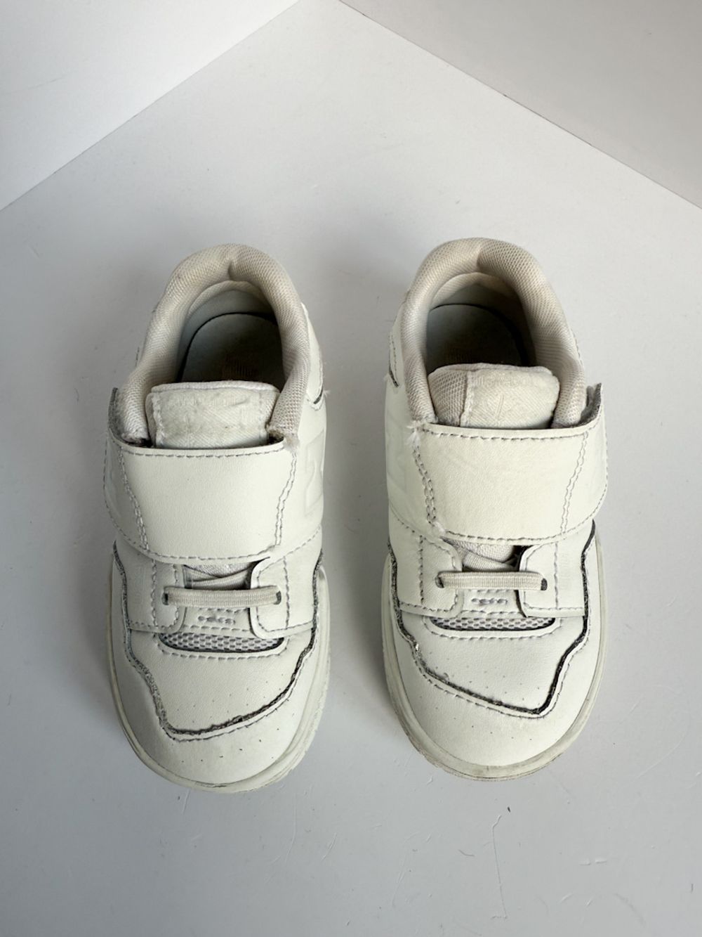 Комбинированные кроссовки New Balance, 25