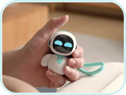 Eiliko AI Charm Bot - робот с ИИ