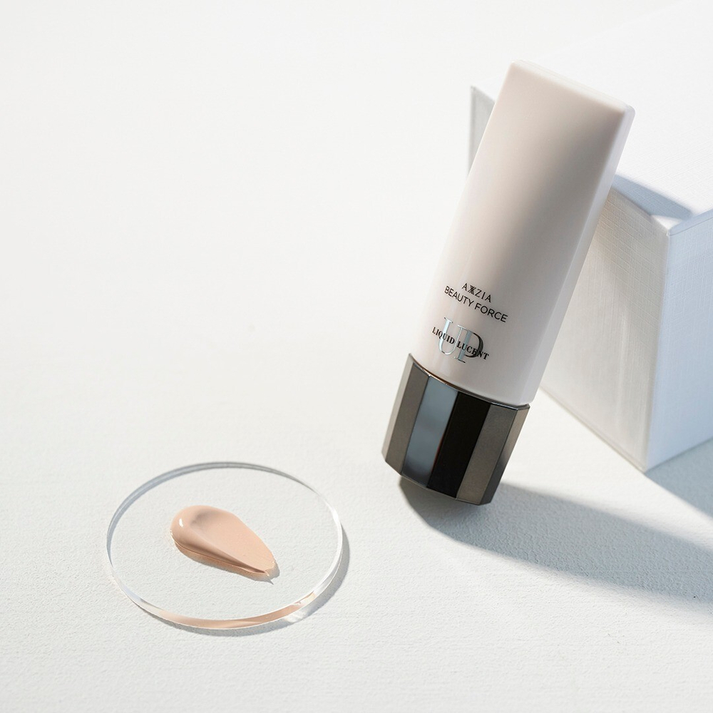 Тональная основа для светлой кожи AXXZIA Beauty Force Liquid Lucent UP