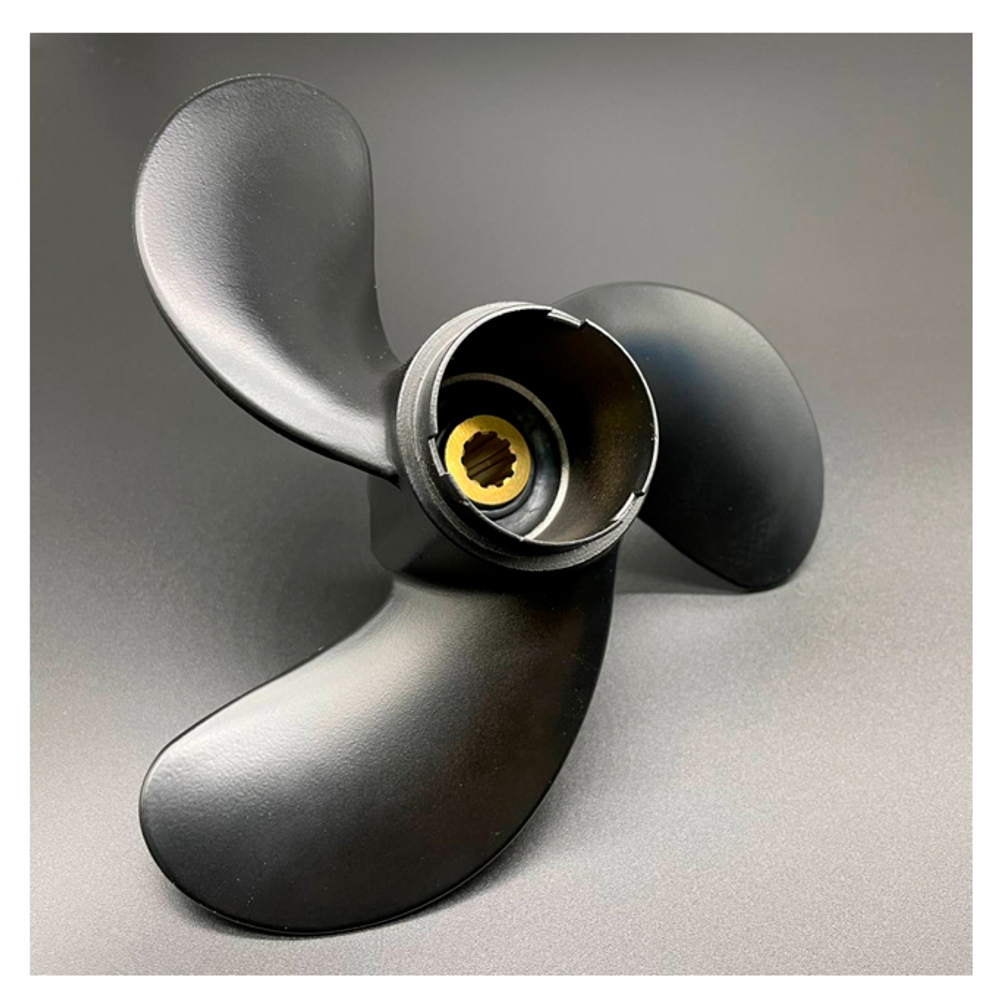 Винт YHX Suzuki 4-6 лс (7-7/8х6-3/4) (YHX.58100-97J00-019)