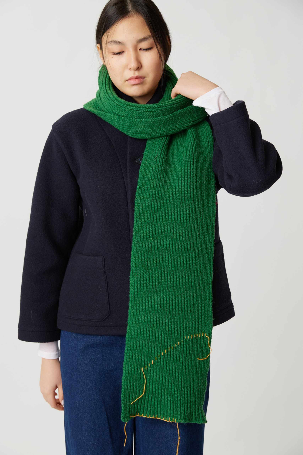 Шарф зелёный "ВСЁ ТУТ" УСТА К УСТАМ + "Полторы комнаты"