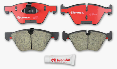 Колодки тормозные передние Brembo "NAO Line"
