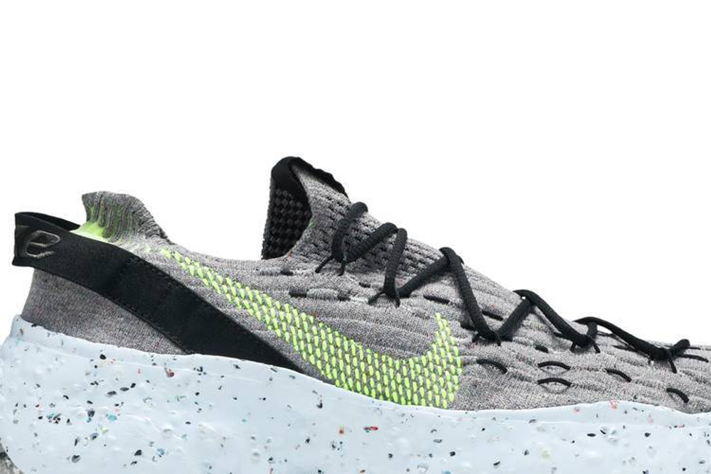 Кроссовки Nike Space Hippie 04