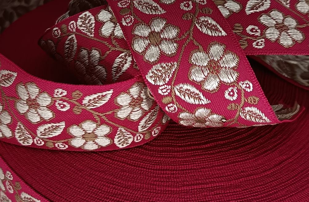 Тесьма жаккард, ш. 3,5 см