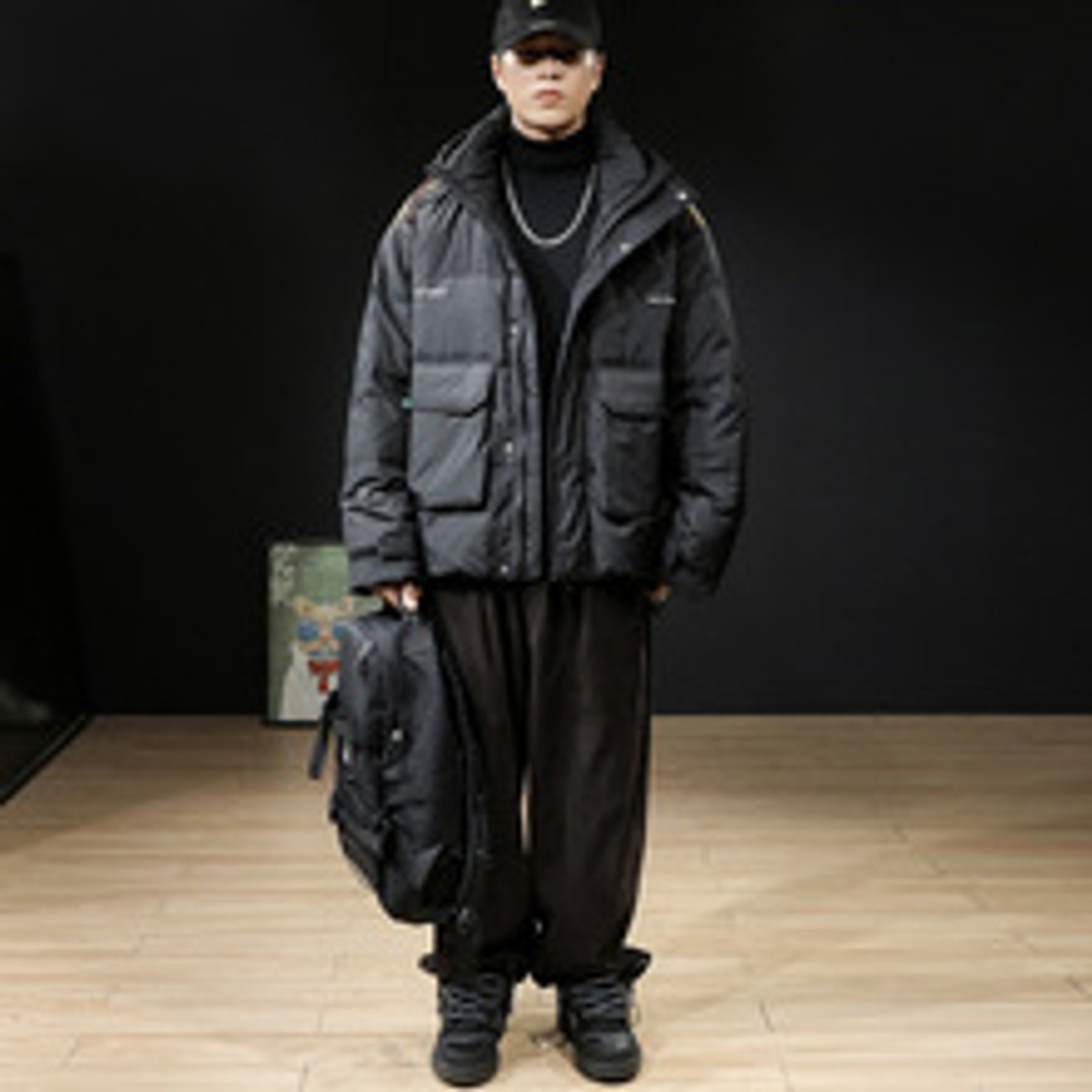 Пуховик мужской с накладными карманами, состав 90% белый утиный пух