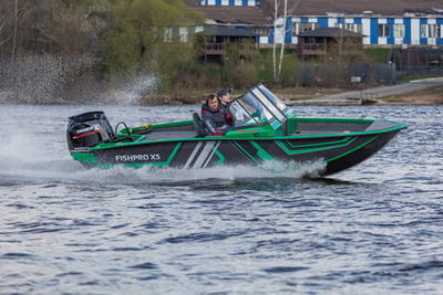 Катер Volzhanka FISHPRO X5
