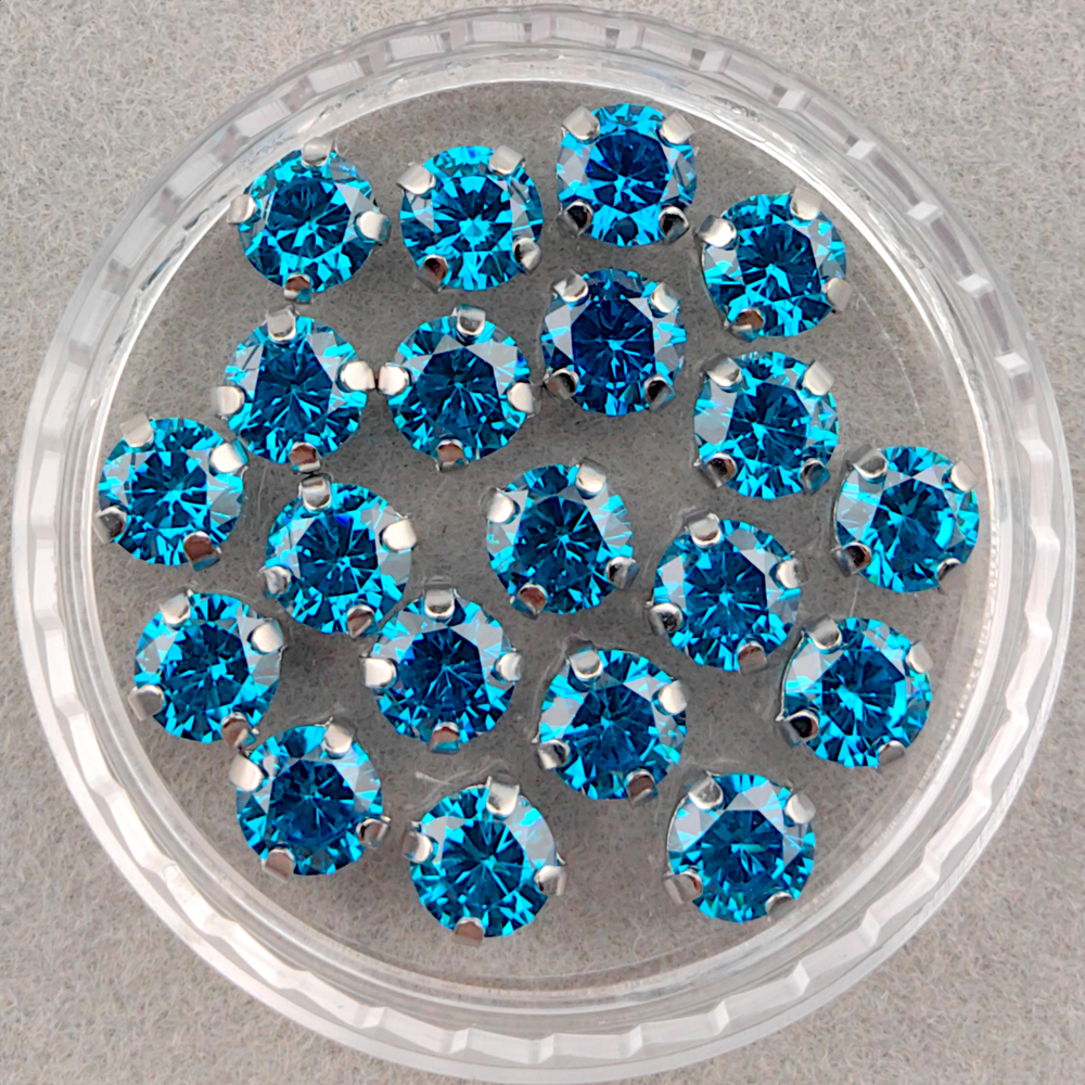 Фианиты шатоны в оправах, лазурный/платина