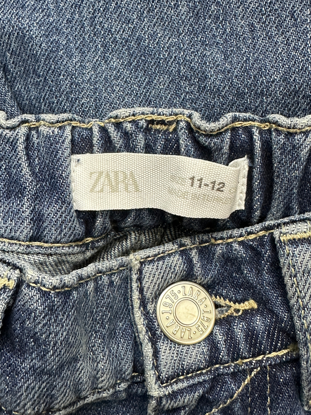 Джинсы Zara