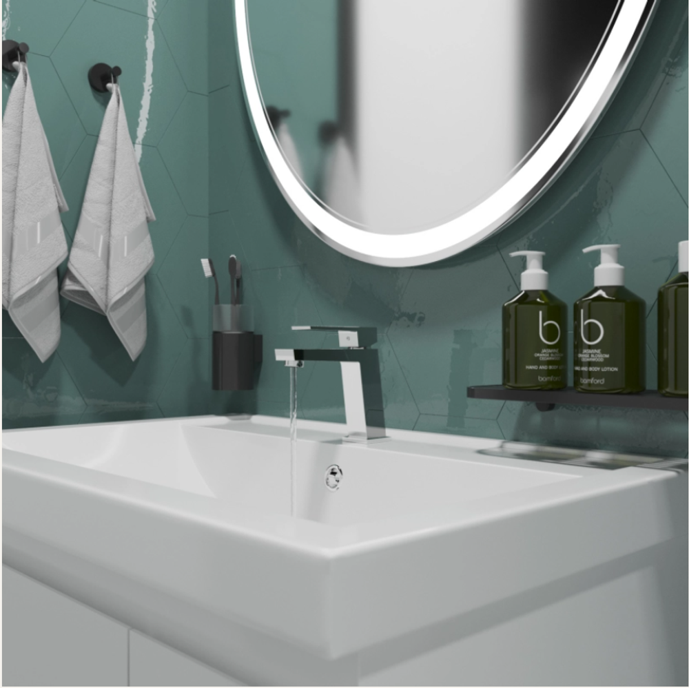 Смеситель для умывальника 35k MIXLINE ML20-04 "Quadro"