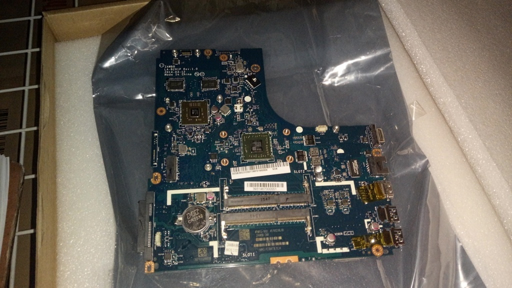 Материнская плата для ноутбука Lenovo ideapad B50-45 ZAWB0 LA-8291P AMD E1-6010 1000 2G NFP (5B20G37200), оригинал