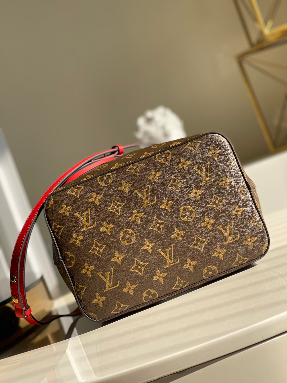 Louis Vuitton NeoNoe MM