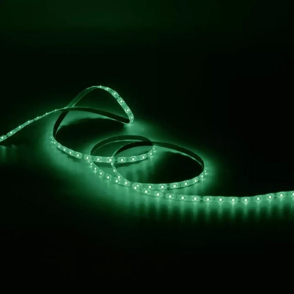 Лента Gauss LED Elementary 2835/60-SMD 4.8W 12V DC зеленый IP66 (ZIP Bag 5м) 356000605