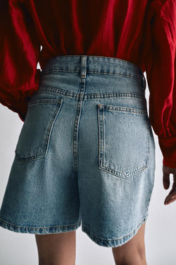 ZARA ДЖИНСОВЫЕ ШОРТЫ С ВЫСОКОЙ ПОСАДКОЙ, ГОЛУБОЙ