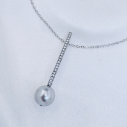 "Эмилия" кулон в серебряном покрытии из коллекции "Жемчужная" от Jenavi с замком карабин