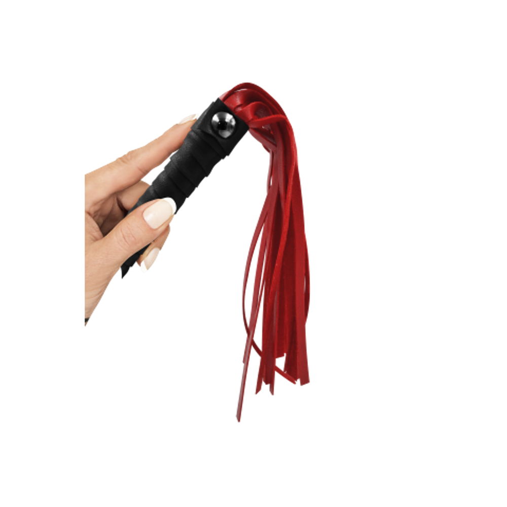 Плетка красная, ручка черная (30 см.)