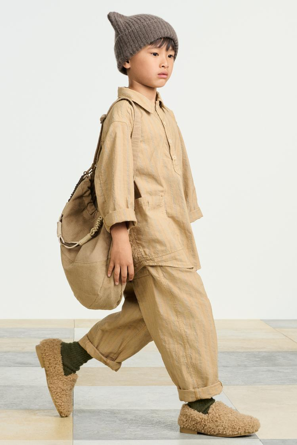 ZARA СУМКА ЧЕРЕЗ ПЛЕЧО С ЗАСТЕЖКОЙ-МОЛНИЕЙ, ЗЕЛЕНЫЙ